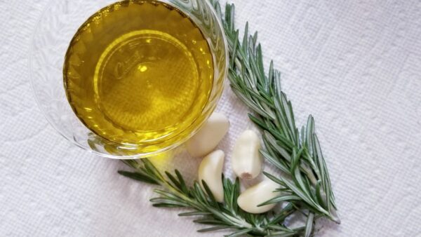 Romero y Ajo: Fortalece tus Defensas y Combate 10 Problemas de Salud