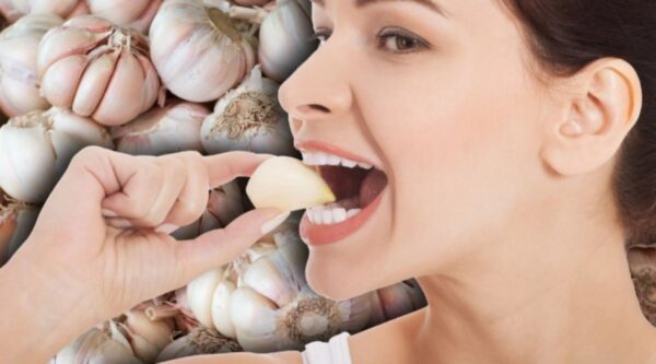 Esto le pasa a tu cuerpo si comes ajo durante 7 días en ayunas: ¡Resultados sorprendentes!