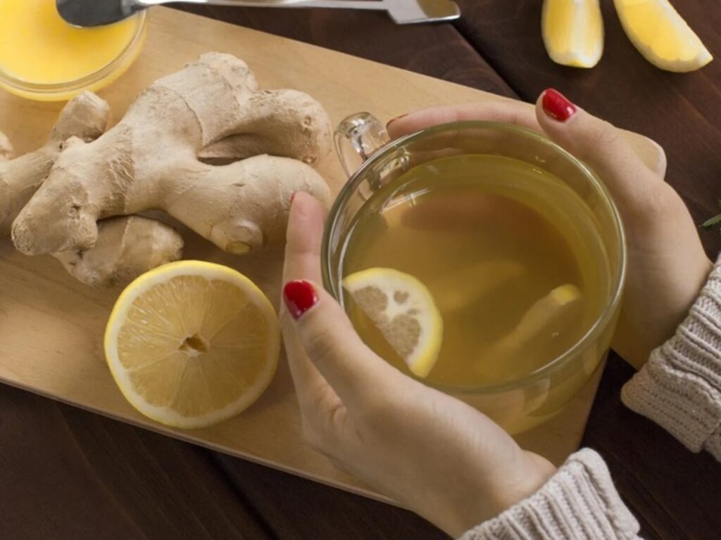 Agua de Jengibre y Limón